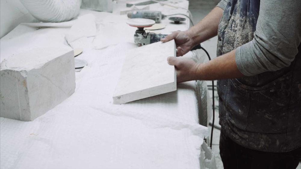 travail de la pierre près de Arras-en-Lavedan